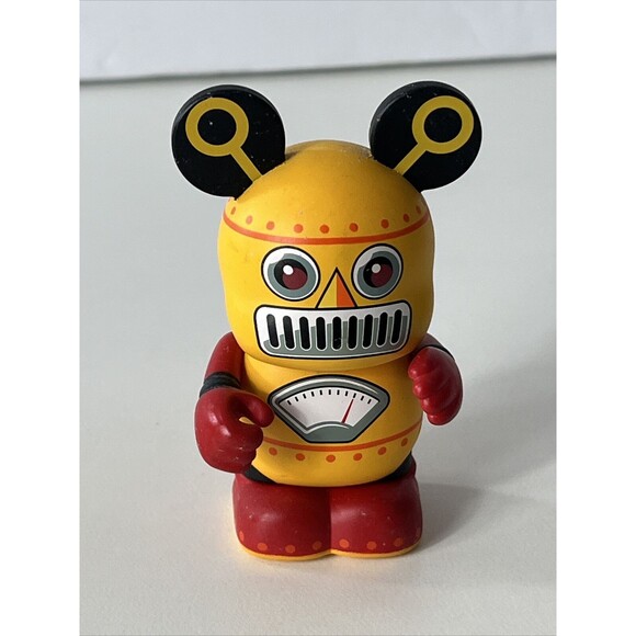 DISNEY VINYLMATION 3" 2011 Urban Series 8 - Yellow Robot - Picture 1 of 6